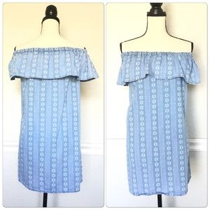 Off Shoulders light blue